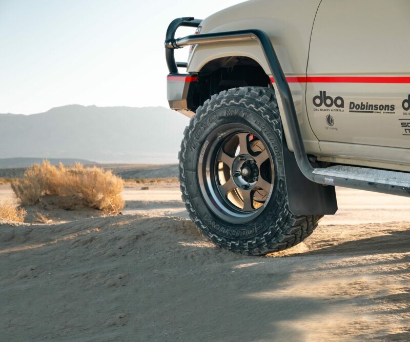 DBA 11-15 Jeep Grand Cherokee All Exc. SRT8 Rear T3 4000 Series Uni-Directional Slotted Rotor 330mm